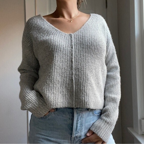BP. Knit grey sweater v neck cropped fall ribbed women's size XS oversized - Picture 1 of 7